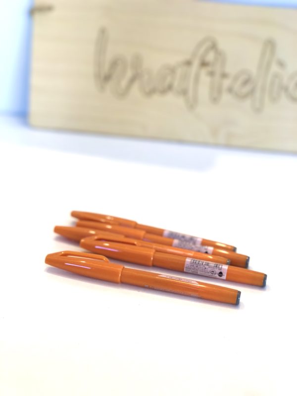 Pentel touch sign brush pen oranje